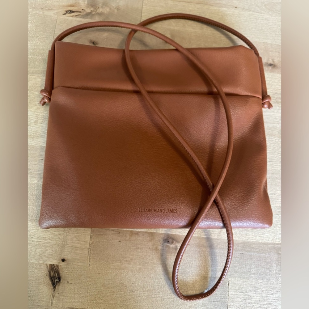 Elizabeth and James Tan Crossbody purse - Picture 2 of 12
